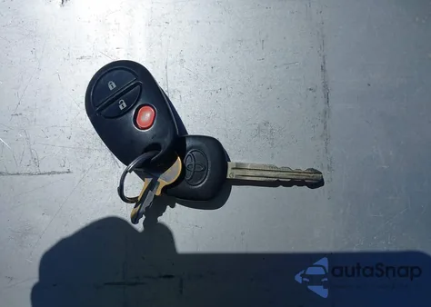 2011 Toyota Tundra Grade 5.7L V8 z USA, uszkodzony, nr VIN 5TFEY5F13BX103130